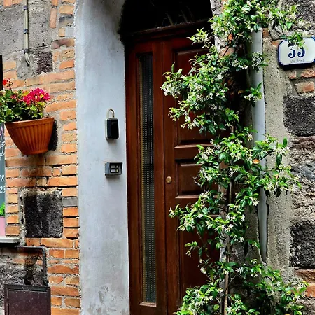 Flat Ghino Di Tacco Historical Centre Apartment Radicofani