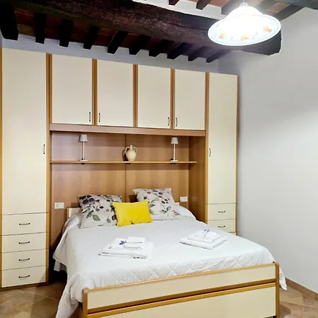 Apartment Flat Ghino Di Tacco Historical Centre
