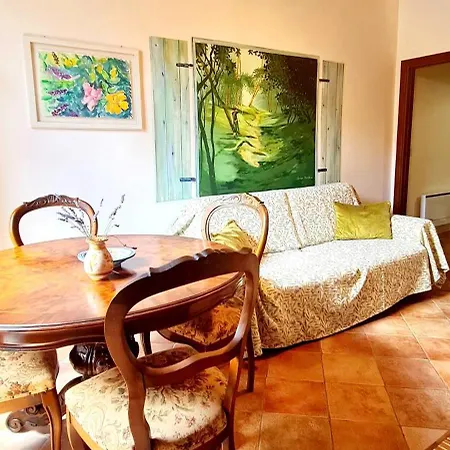 Flat Ghino Di Tacco Historical Centre Apartment *