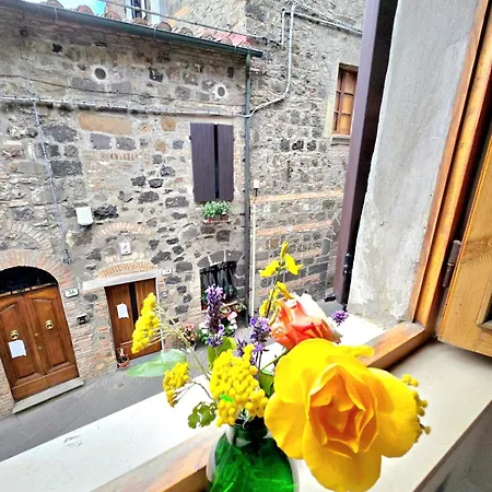 Flat Ghino Di Tacco Historical Centre Radicofani