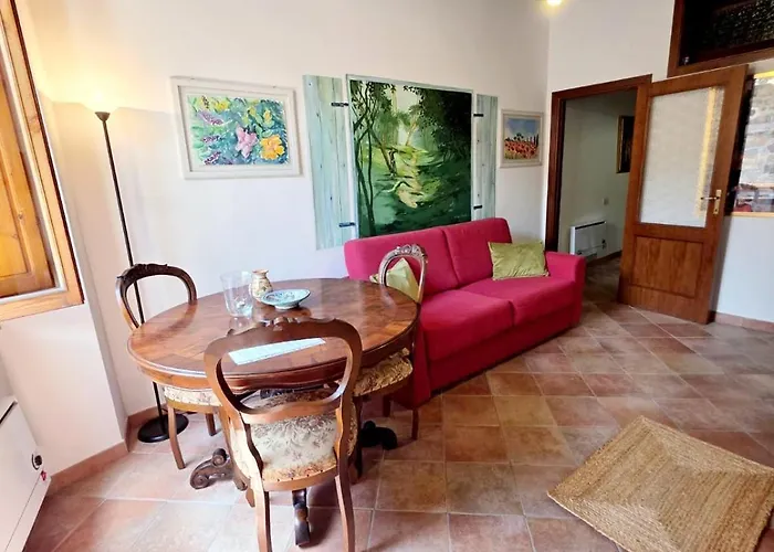 Apartment Flat Ghino Di Tacco Historical Centre